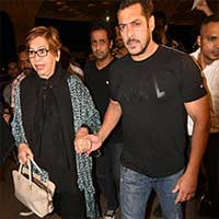 Salman Khan Spotted With Helen